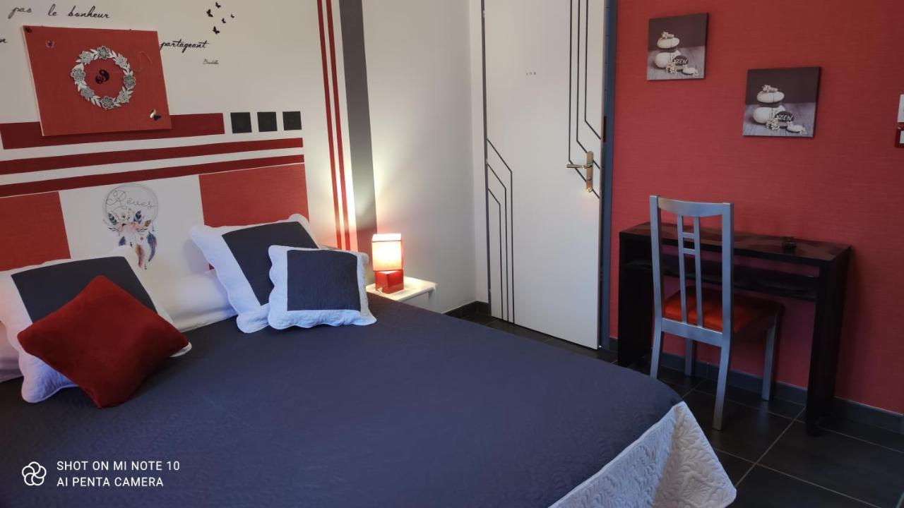 La Vallee Des Noyers Beaulieu  Экстерьер фото